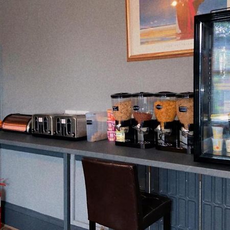 The Windsor Hotel And Bar Kirkcaldy Bagian luar foto