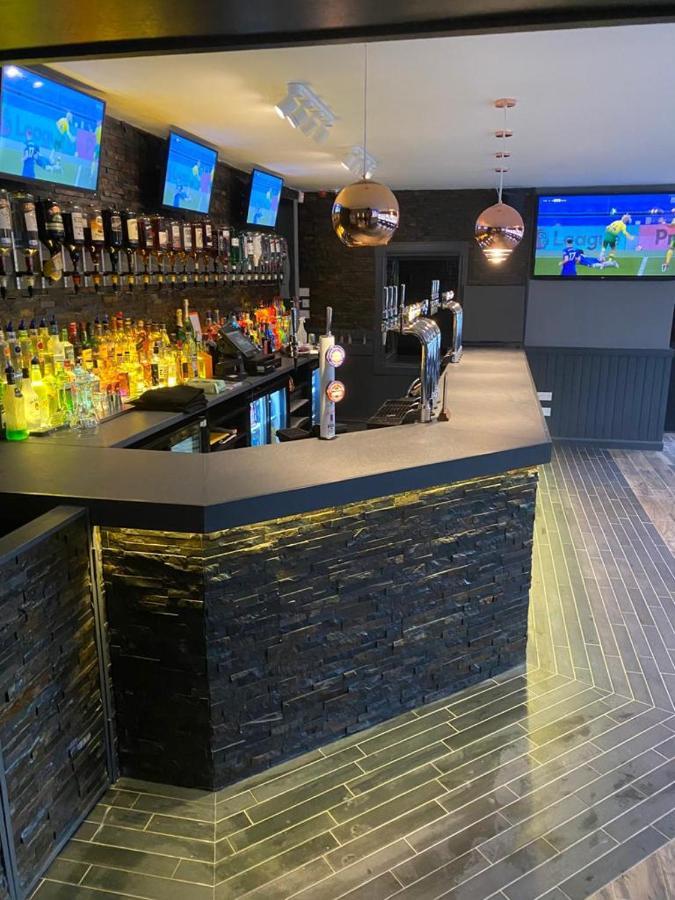 The Windsor Hotel And Bar Kirkcaldy Bagian luar foto